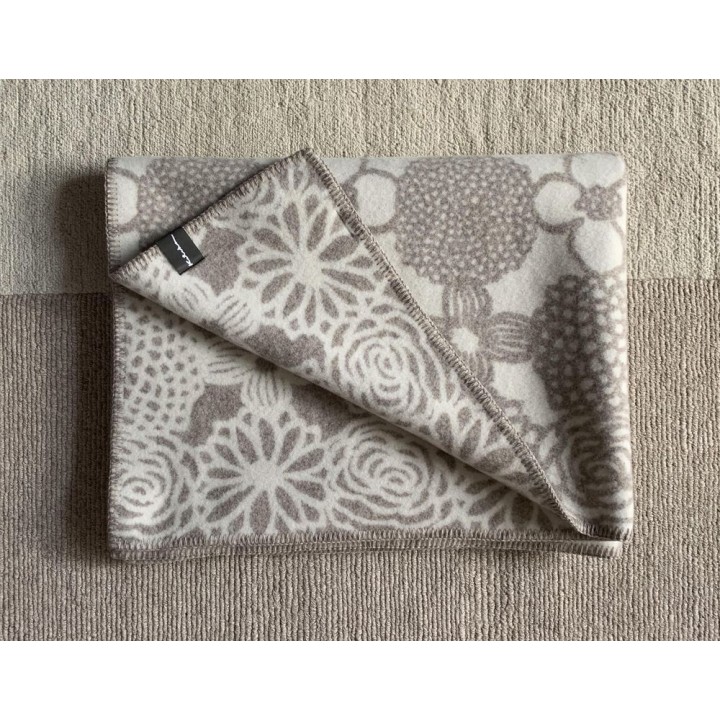 undyed+ ひざ掛け毛布【花つなぎ】無染色ウール | SIMPLife