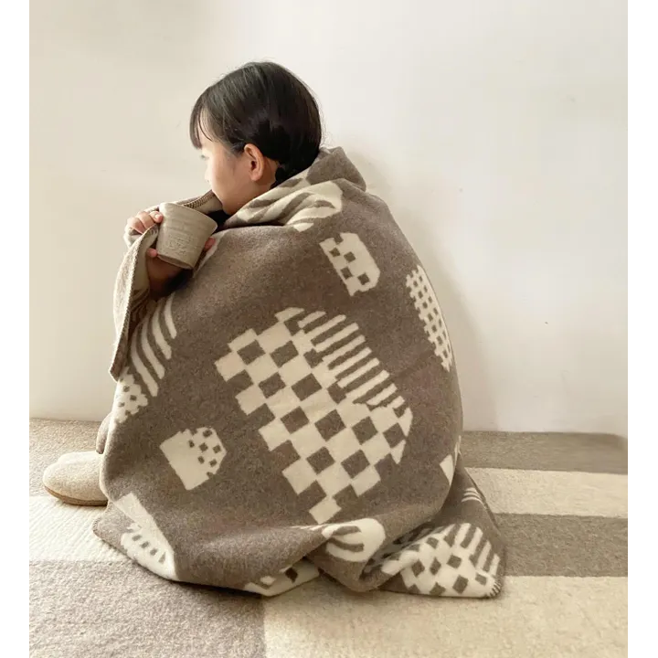 undyed+ ひざ掛け毛布【モザイク街】無染色ウール | SIMPLife