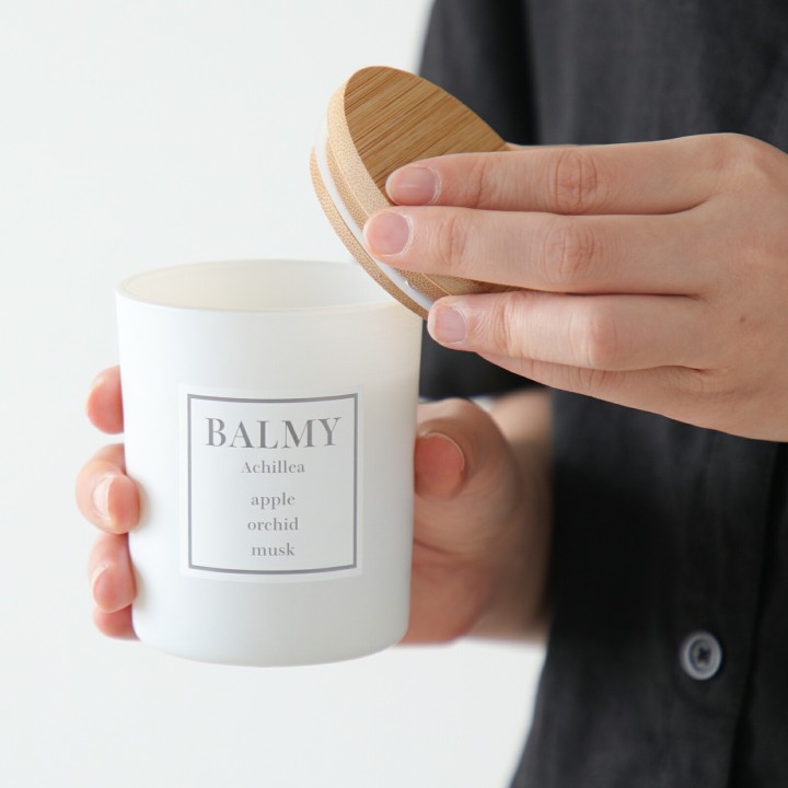 BALMY 焚き火の音と香りを楽しむ 木製芯ソイキャンドル【Meet at the lobby】