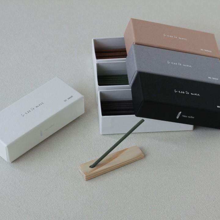 Less is more Incense 香りを追求したミニマルなお香【001 sweet】 | SIMPLife