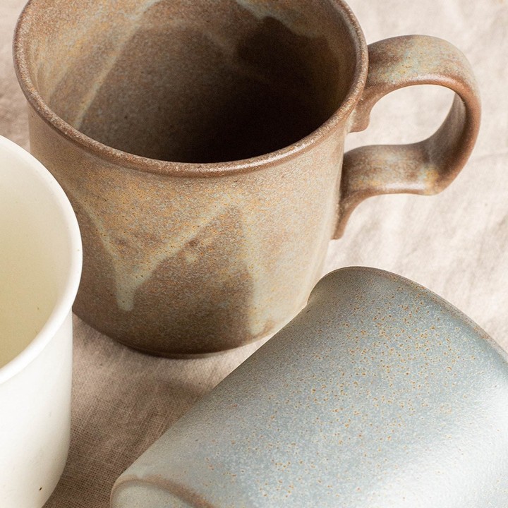 アッシュ マグカップ【BROWN】美濃焼 軽い磁器 | SIMPLife