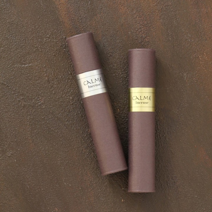 CALME INCENSE 旅先で整える 持ち運びできる紙管のお香【bisou】 | SIMPLife
